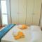 16 SANDY BEACH