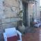 Residenza Casale San Francesco free parking
