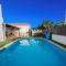 VillaTommy heated pool, hottub, fast wifi