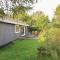 Foto: Three-Bedroom Holiday Home in Roslev 3/17