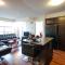 Foto: Furnished Apartment Near Square One by Canvas 29/68