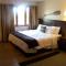 Open Hearth Lodge - Систер-Бэй