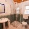 Beezies Self Catering Cottages