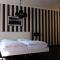 Backstage Hotel