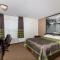 Super 8 by Wyndham Edson