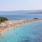 Family friendly house with a swimming pool Bol, Brac - 12228