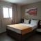 Lee Hotel