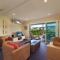 Foto: Pacific Blue Townhouse 358, 265 Sandy Point Road