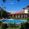 Palm Coast Luxury Rentals - Esterillos Este