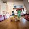 Foto: Zaanhof Luxurious Amsterdam Zaanse Schans Loft Apartment 10/28