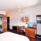 Rova Hotel