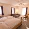 Hotel Hold