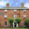 Ternhill Farm House - 5 Star Guest Accommodation with optional award winning breakfast - Market Drayton