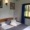 Agnes Cottage - Emerald