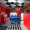 Retro hotel Garage