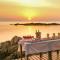 Beyond The Blue Horizon Boutique Bungalows