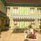 Logis Hôtel Le Pan De Bois