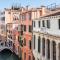 Rialto Bridge Large Venetian Style With Lift