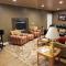 Elegant 2 King Bedrooms Apartment - 4 guest maximum and2 night minimum - Traverse City