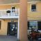 Luxury Inn