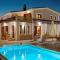 Evalexia Villa - Luxury Villa with Private Pool near Laganas Perfect for Groups by Villa mana gers