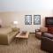 GrandStay Residential Suites Hotel - Eau Claire