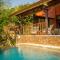 Aquamarine Beach Villas