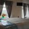 Bunny Meadows Holiday Farmhouse near Carmarthen & Pembrokeshire