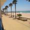 Apartamento con Terraza,a 100m playa Costilla y Frente al Castillo
