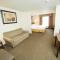 Foto: Holiday Inn Express & Suites Drayton Valley 51/52