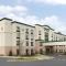 Wingate by Wyndham State Arena Raleigh/Cary Hotel - Raleigh