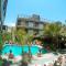 Bananas Adventure Hostel