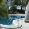 Molloy Gulf Motel & Cottages - St. Pete Beach