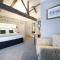 The Fox House by Innkeepers Collection