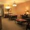 Rushmore Express & Suites