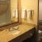 Rushmore Express & Suites - Keystone