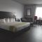 Hôtel-Motel 1212