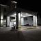 Windsor Inn & Suites