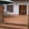 Oaktree Lodge Guest House
