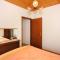Apartments with parking space Jezera, Murter - 5093
