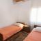 Apartments with parking space Jezera, Murter - 5093