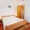 Foto: Rooms with a parking space Krk - 5371 1/20