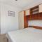 Apartments by the sea Sumartin, Brac - 5620
