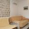 Apartments by the sea Vrboska (Hvar) - 4601