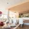 Draconerium Hotel