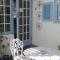 Eastbury Cottage