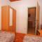 Apartments with parking space Kukci, Porec - 7166