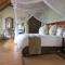 Woodbury Lodge – Amakhala Game Reserve