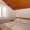 Apartments with parking space Jezera, Murter - 5079