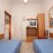 Apartments by the sea Novigrad - 7335